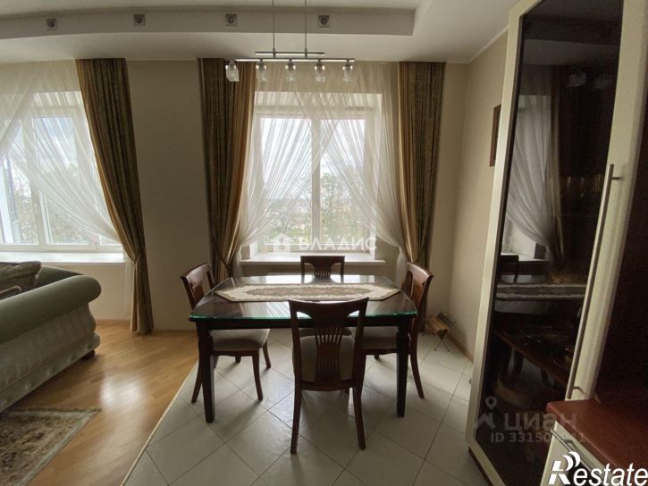 3-комн квартира ул Костюкова, 36б,  д. 36б