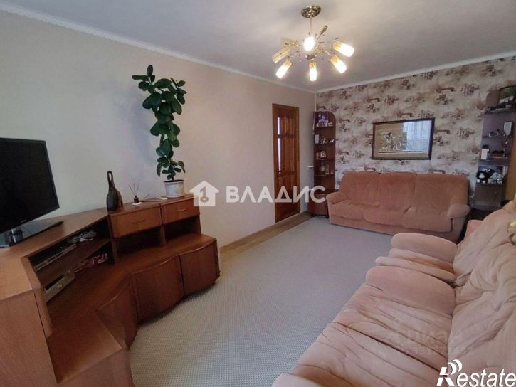 3-комн квартира улица Будённого, 14Б,  д. 14Б