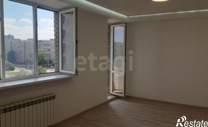 2-комн квартира улица 60 лет Октября, 12,  д. 12