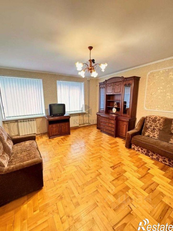 3-комн квартира улица 60 лет Октября, 2А,  д. 2А