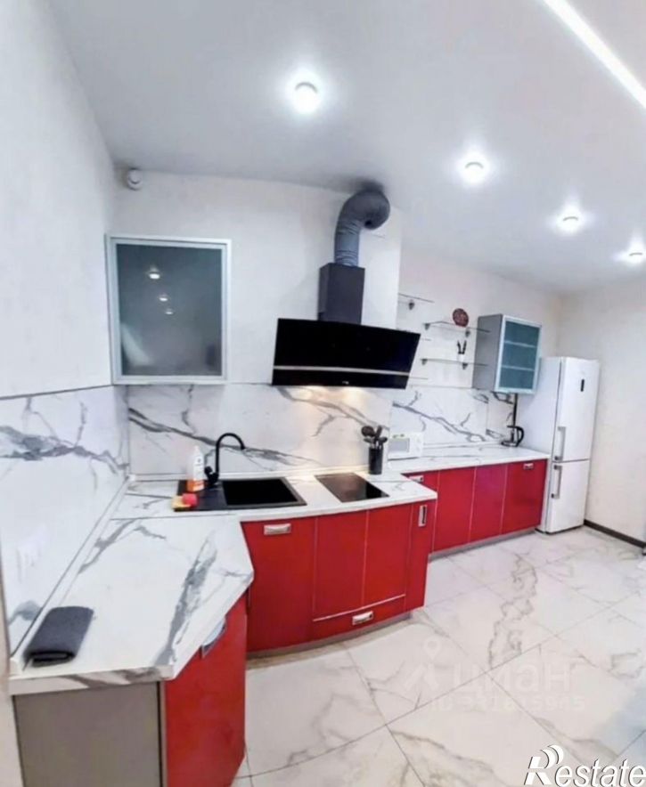 3-комн квартира ул Кирпичная, 65,  д. 65