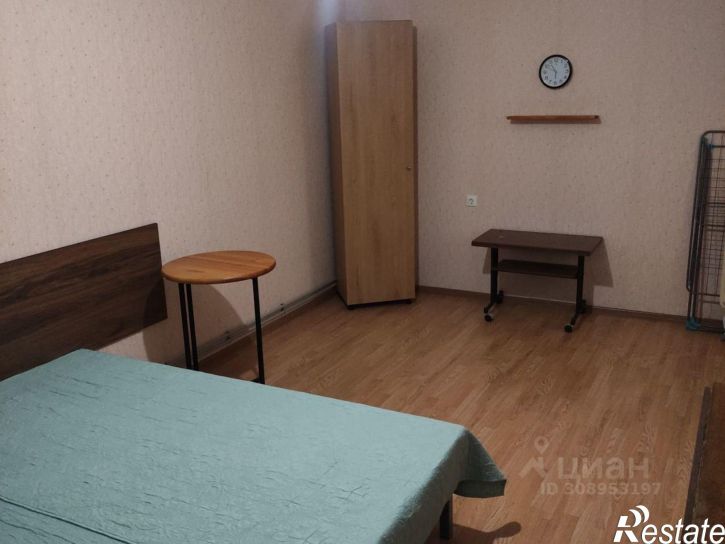 2-комн квартира б-р Строителей, 18,  д. 18