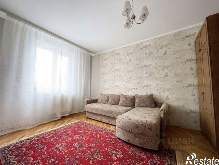3-комн квартира пр-кт Славы, 6,  д. 6