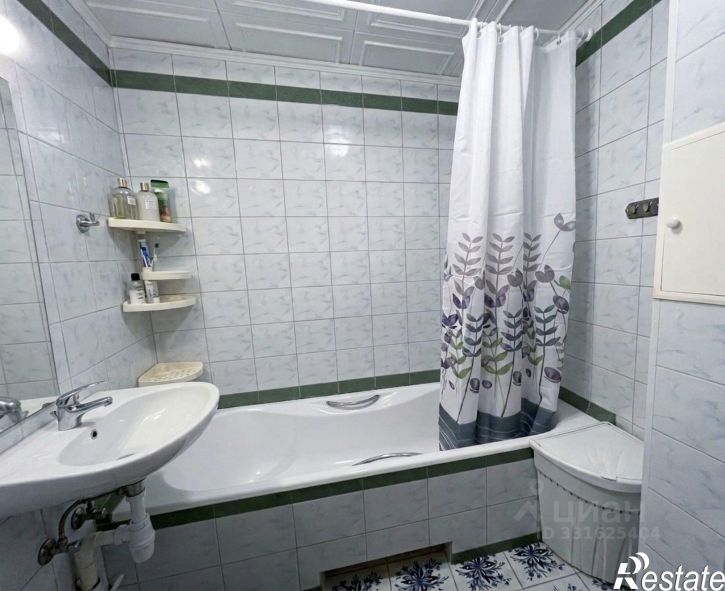 3-комн квартира пр-кт Славы, 6,  д. 6