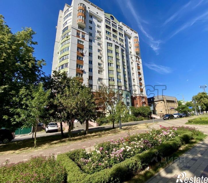 1-комн квартира Народный б-р, 104,  д. 104