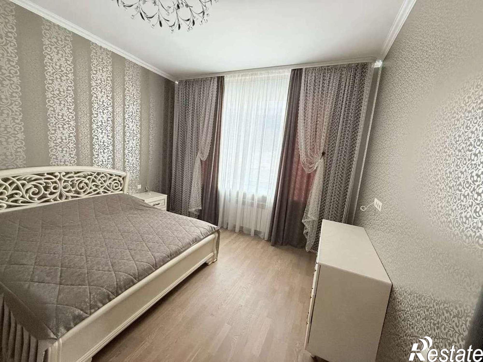 Купить дачу, дом, коттедж за 19 000 000 рублей на Зуева улица