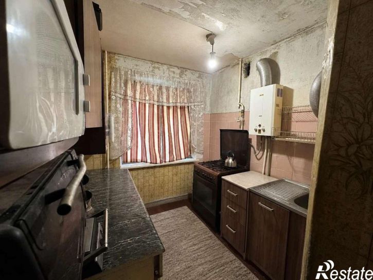 2-комн квартира Костюкова улица, 19