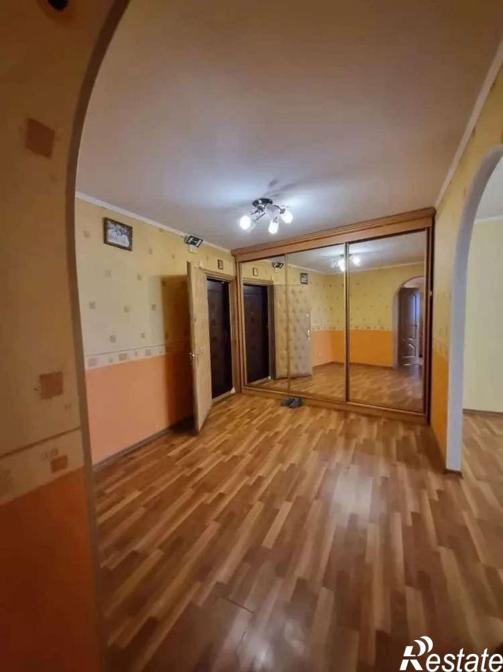 3-комн квартира Плеханова улица, 8А