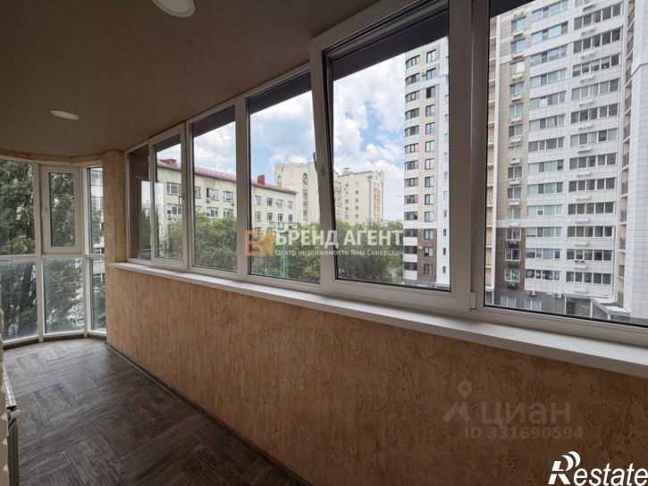 3-комн квартира пр-кт Б.Хмельницкого, 80а,  д. 80а