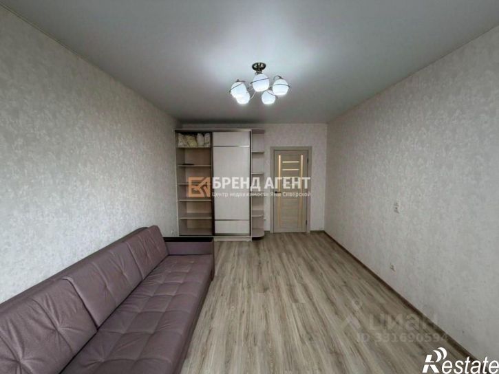 3-комн квартира пр-кт Б.Хмельницкого, 80а,  д. 80а