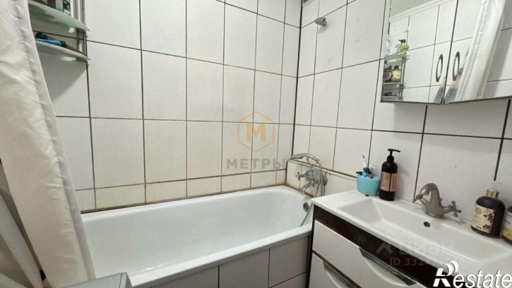 1-комн квартира б-р Юности, 27,  д. 27