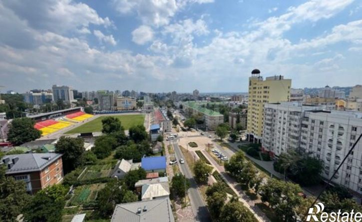 2-комн квартира Народный бульвар, 104,  д. 104