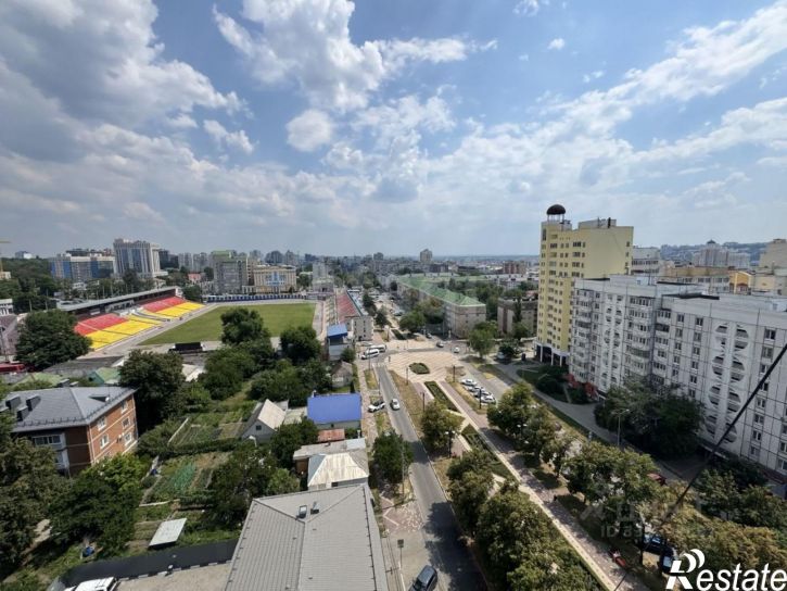 2-комн квартира Народный бульвар, 104,  д. 104