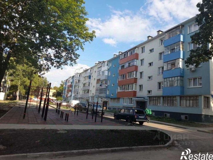 3-комн квартира улица 5 Августа, 10,  д. 10