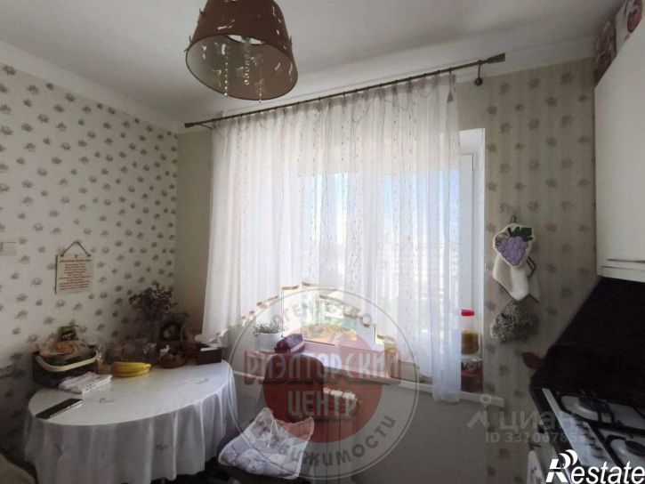 3-комн квартира ул Гостенская, 1,  д. 1