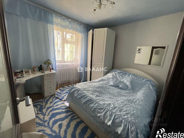 3-комн квартира б-р 1 Салюта, 7,  д. 7