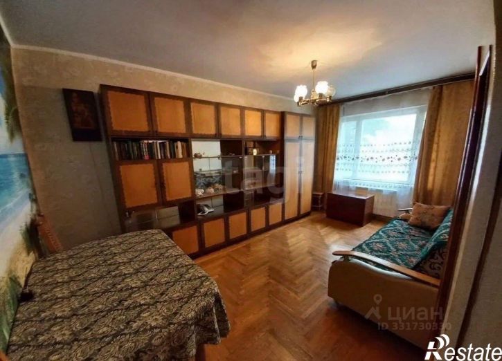 3-комн квартира ул 60 лет Октября, 1,  д. 1