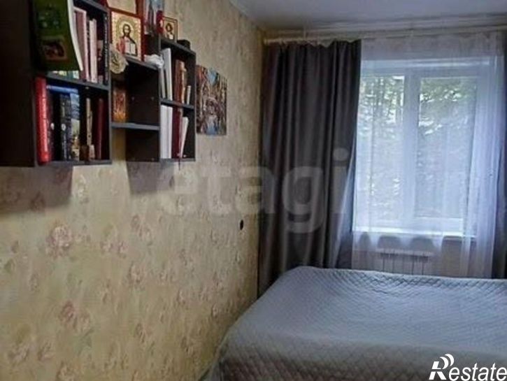 4-комн квартира ул Костюкова, 17,  д. 17