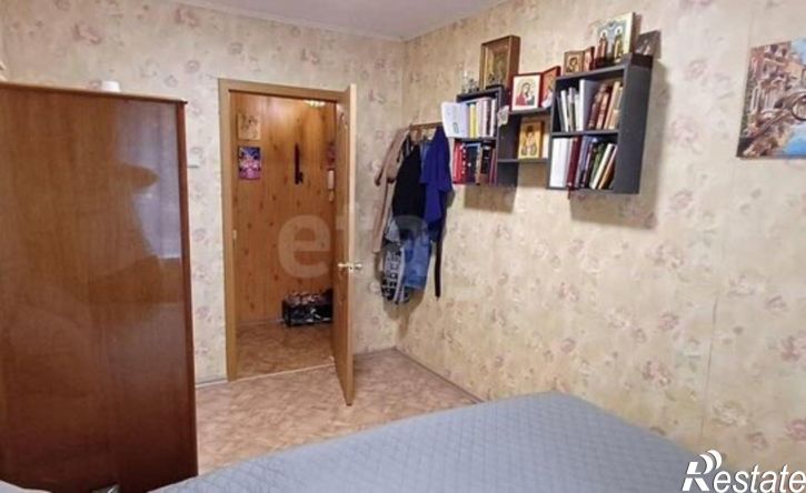 4-комн квартира ул Костюкова, 17,  д. 17