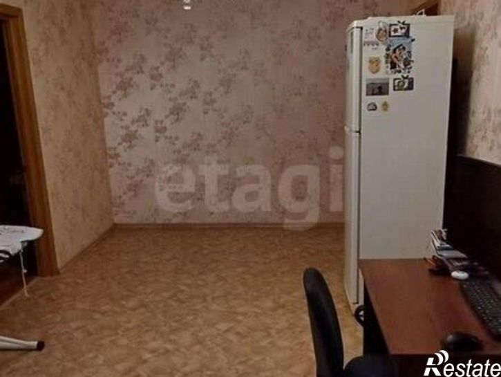4-комн квартира ул Костюкова, 17,  д. 17