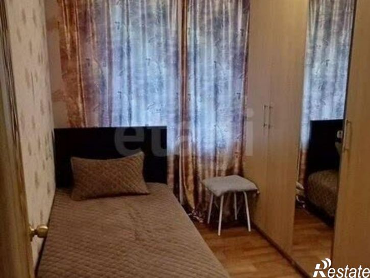 4-комн квартира ул Костюкова, 17,  д. 17