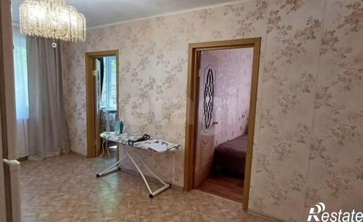 4-комн квартира ул Костюкова, 17,  д. 17