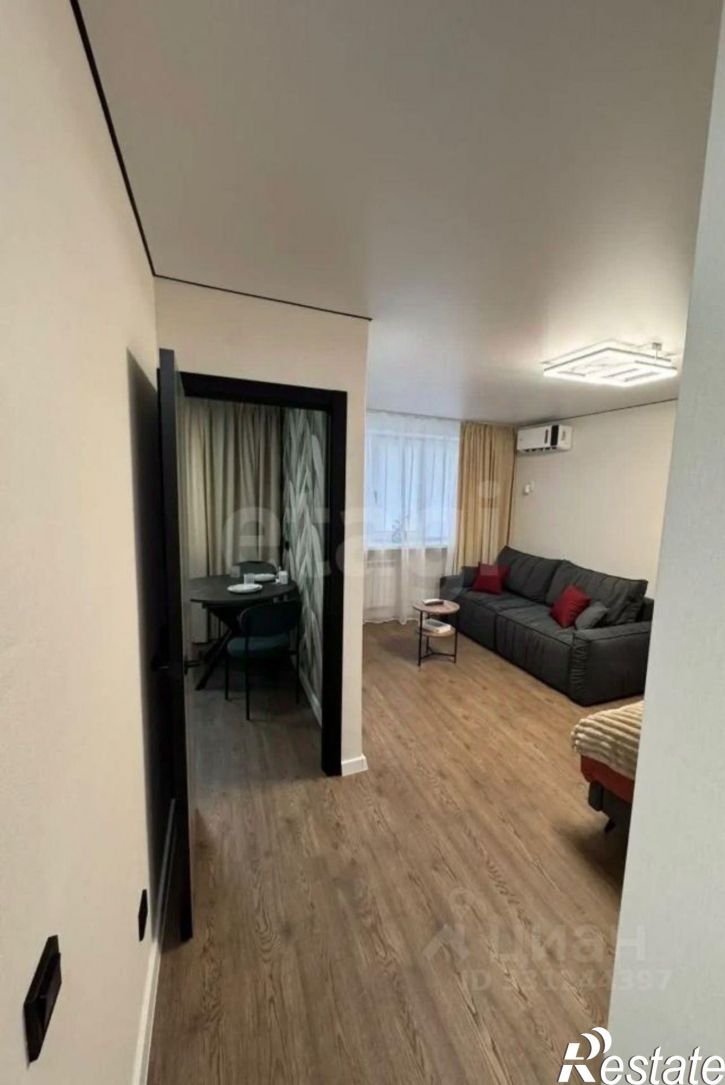 1-комн квартира пр-кт Славы, 7б,  д. 7б