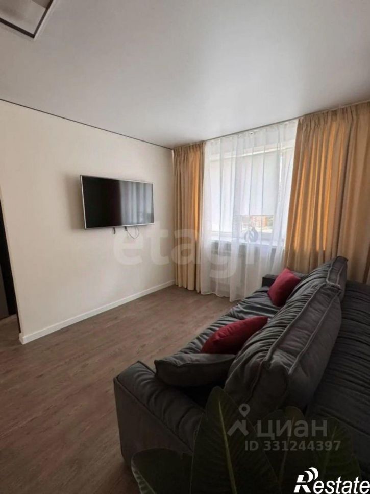 1-комн квартира пр-кт Славы, 7б,  д. 7б