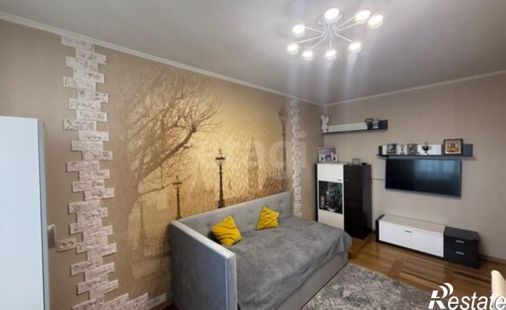 3-комн квартира пр-кт Ватутина, 18,  д. 18