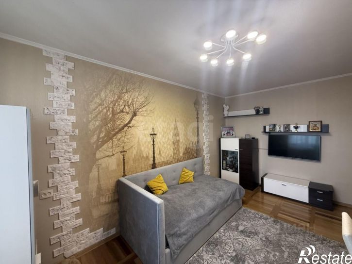 3-комн квартира пр-кт Ватутина, 18,  д. 18