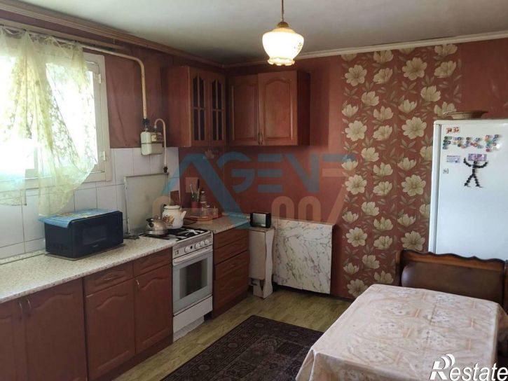 2-комн квартира пр-кт Славы, 18,  д. 18