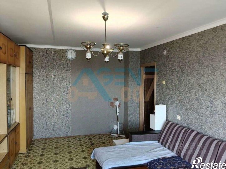2-комн квартира пр-кт Славы, 18,  д. 18