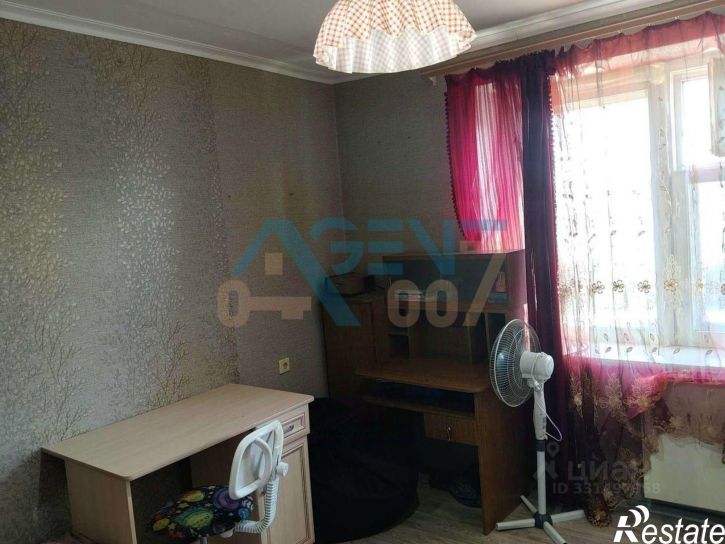 2-комн квартира пр-кт Славы, 18,  д. 18