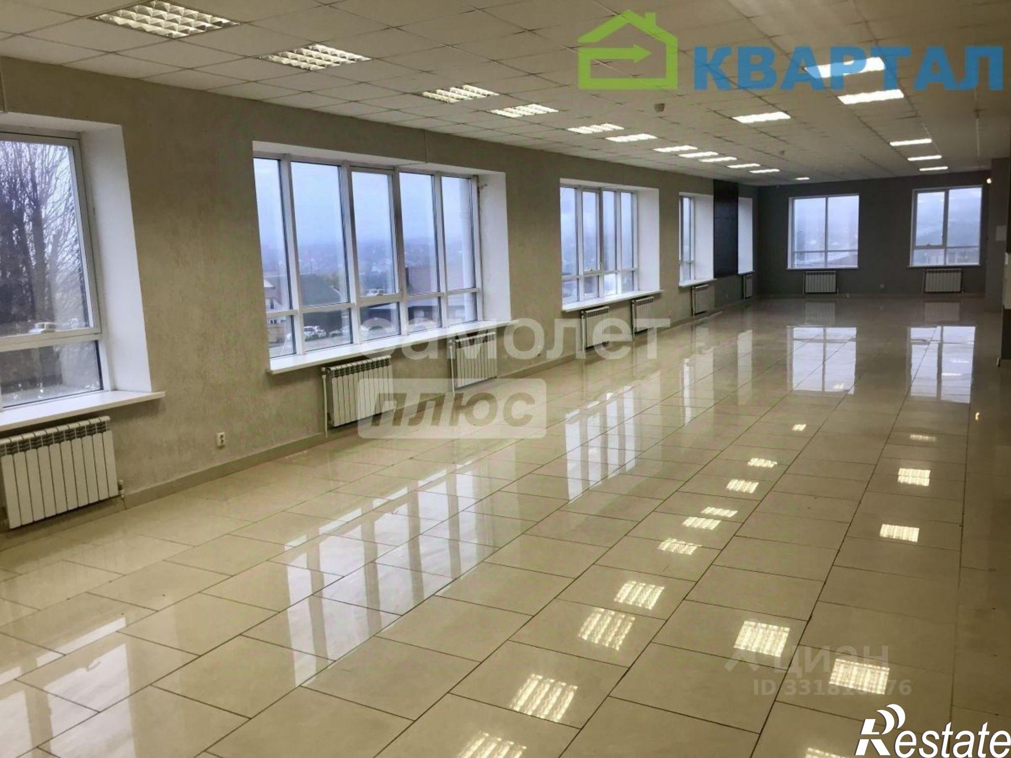 Купить торговое помещение за 127 002 000 рублей на ул Восточная, 71а