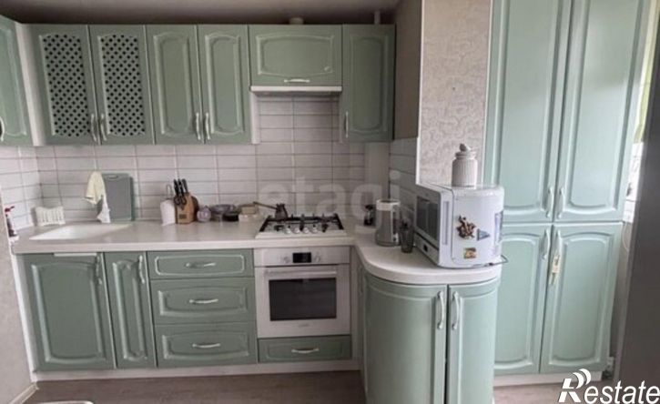 3-комн квартира ул Есенина, 50б,  д. 50б