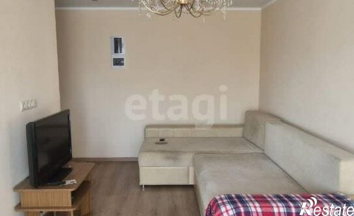 2-комн квартира пр-кт Славы, 82,  д. 82