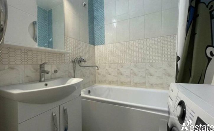 2-комн квартира ул Студенческая, 4,  д. 4