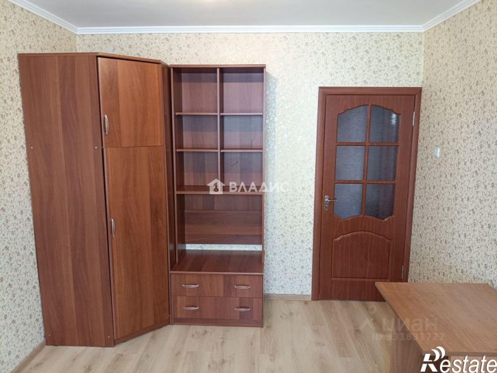 3-комн квартира ул Есенина, 16,  д. 16