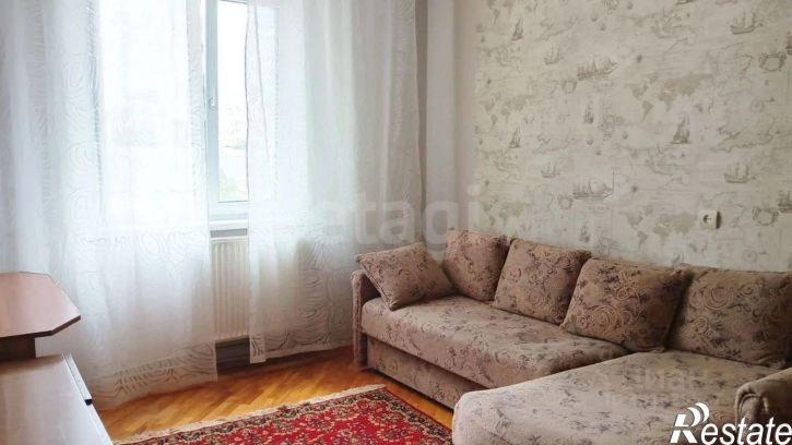 3-комн квартира пр-кт Славы, 6,  д. 6