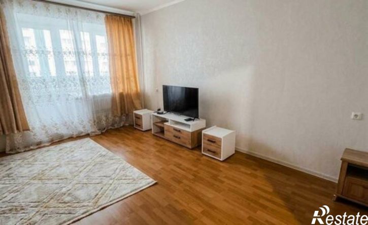 2-комн квартира ул Щорса, 45л,  д. 45л