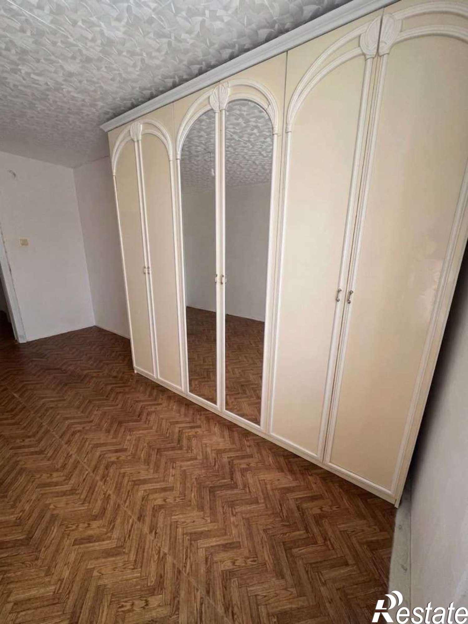 Купить квартиру за 8 150 000 рублей на Губкина улица, 17б