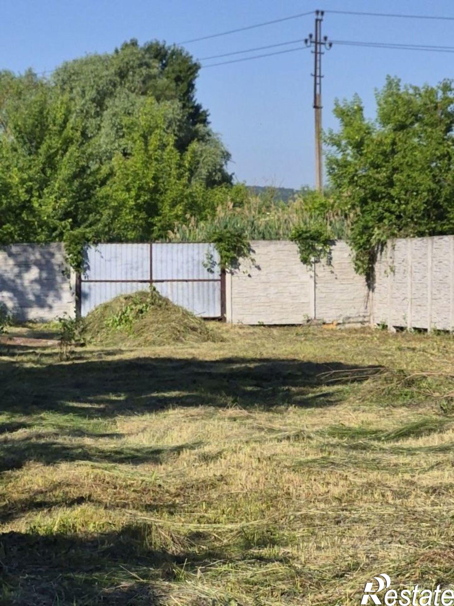 Купить дачу, дом, коттедж за 3 900 000 рублей на Сиреневая улица, 14
