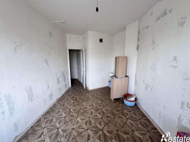 2-комн квартира Есенина улица, 8А