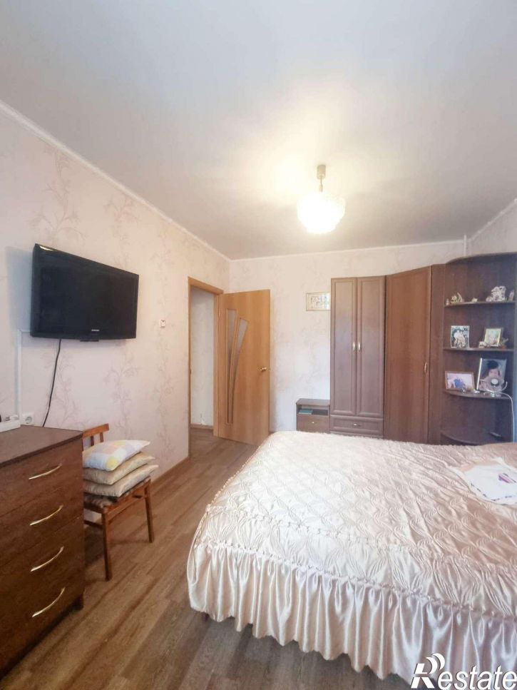 3-комн квартира Щорса улица, 49