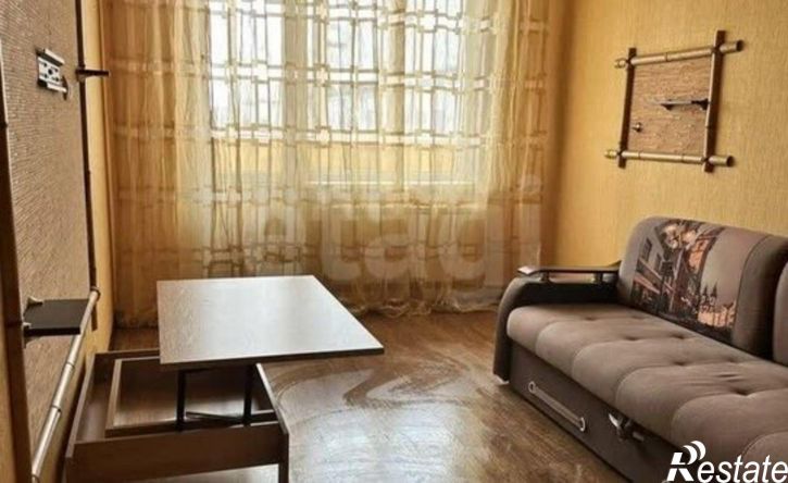 3-комн квартира ул Есенина, 48,  д. 48