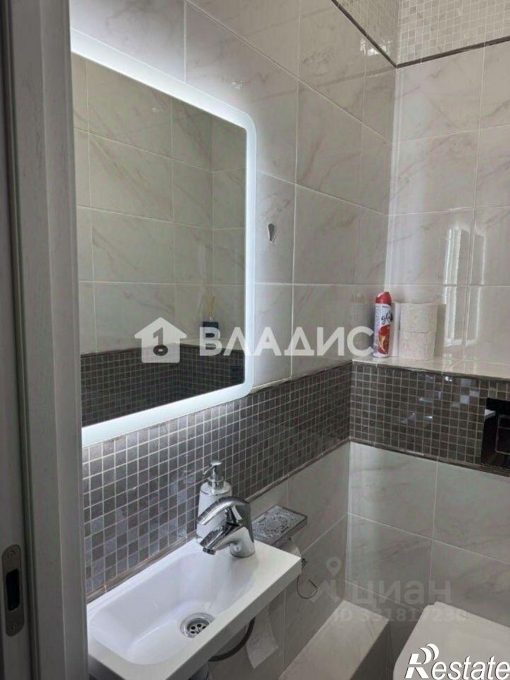 3-комн квартира б-р 1 Салюта, 6в,  д. 6в
