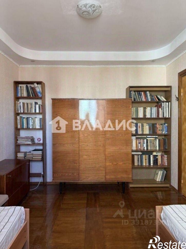 3-комн квартира ул Победы, 83,  д. 83