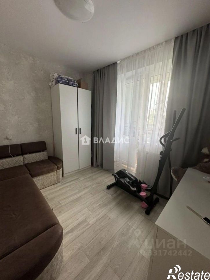 3-комн квартира ул Есенина, 46,  д. 46