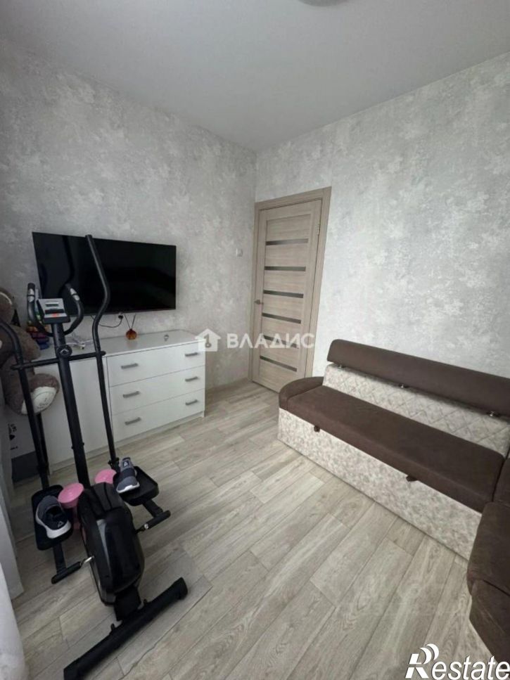 3-комн квартира ул Есенина, 46,  д. 46
