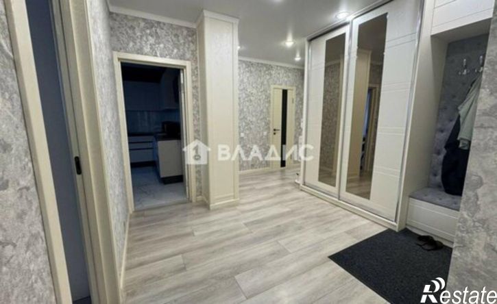 3-комн квартира ул Гостенская, 16,  д. 16